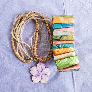 Shell Necklace & Bracelet Set